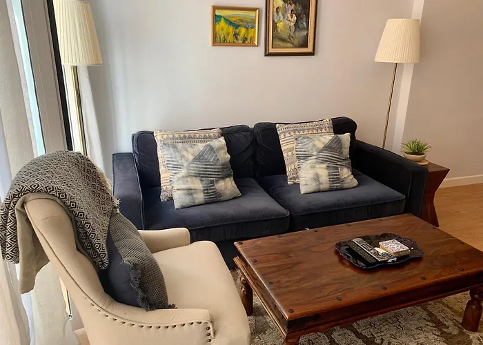 Lovely Barrio Apartment