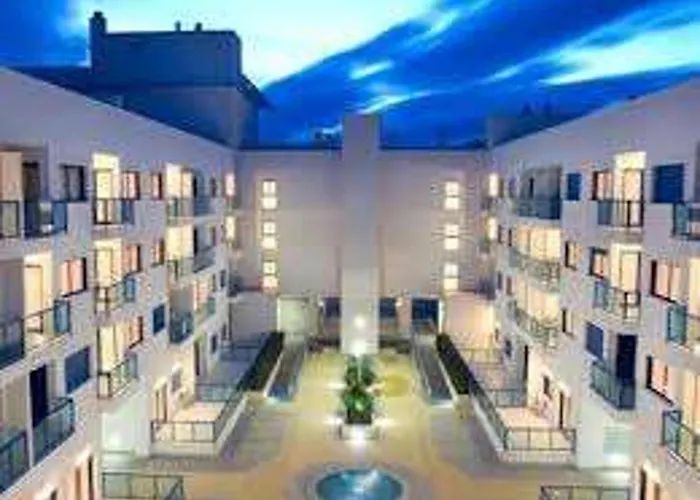 1Bed & Sofabed-Seaside Apt-Quiet Location-Parking