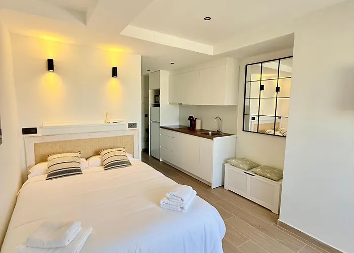 Apartament 18Th Floor City Center Riscal