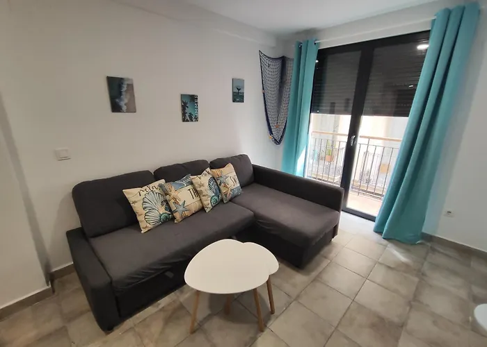 Charming Duplex - Historic Center - 7Min To Beach
