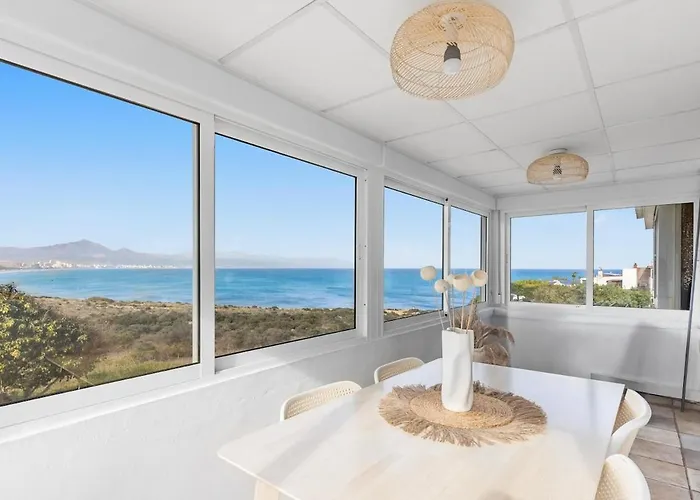 Paradise Retreat With Sea View & Ac