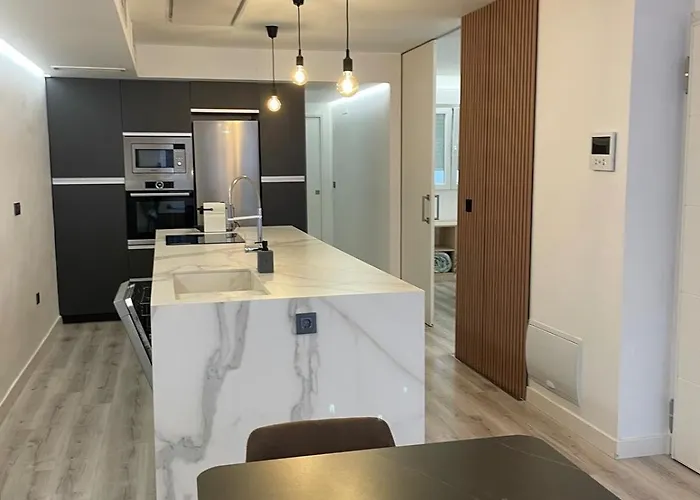 Alicante City Suite 2