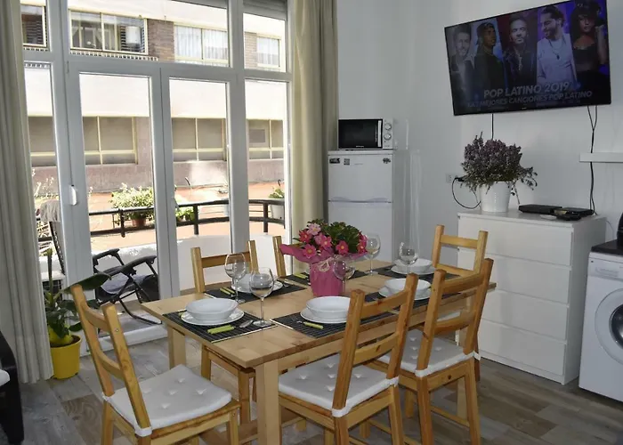 Lovely Apartment Near The Port Of Alicante