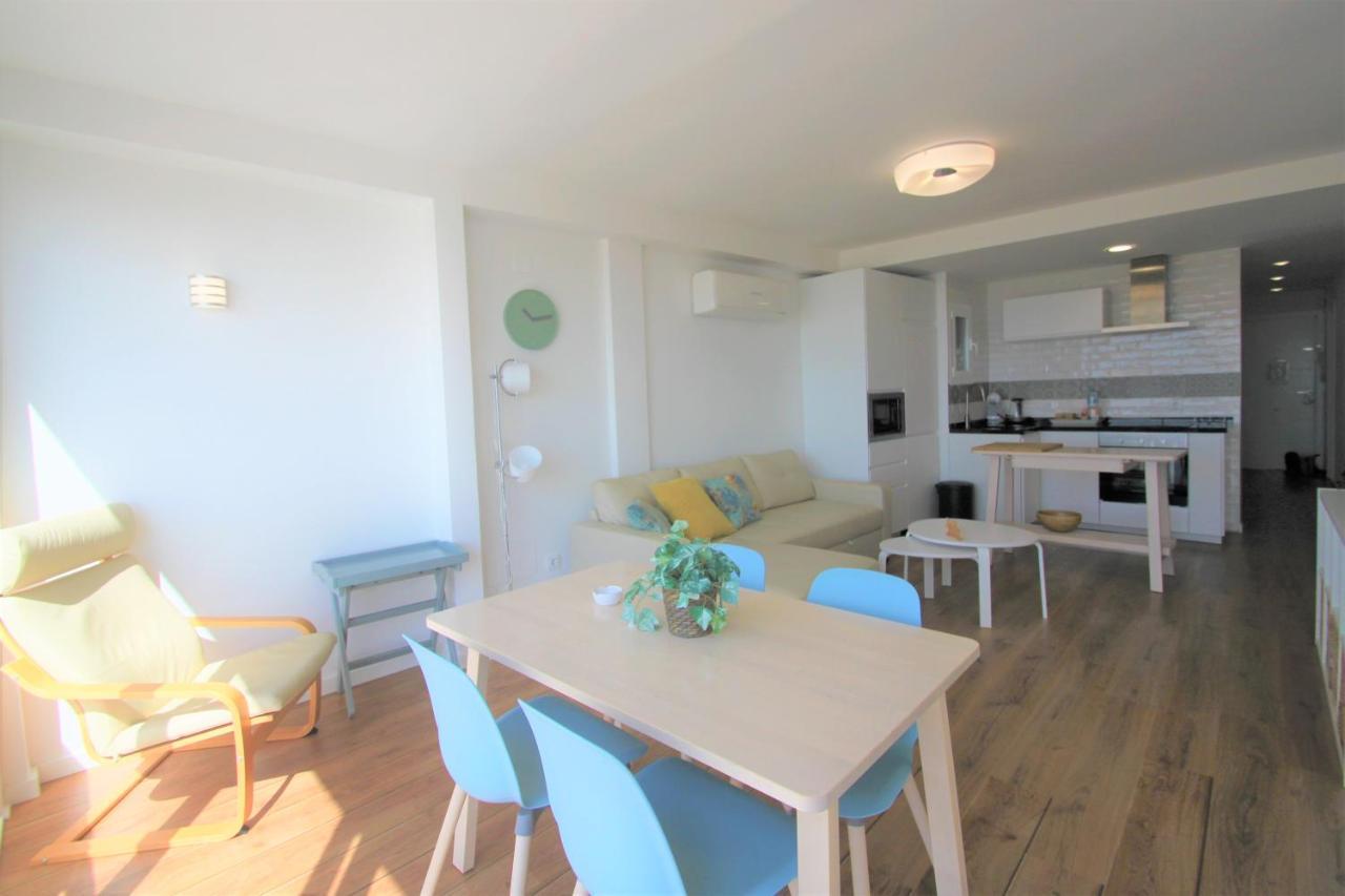 Apartment Sea Views *