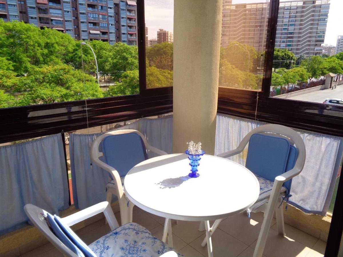 Friendly Flat