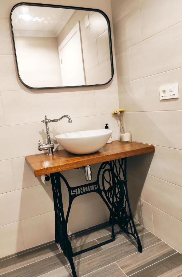 Privada En Alojamiento Diferente Y Con Calidad En El Centro De Alicante! *