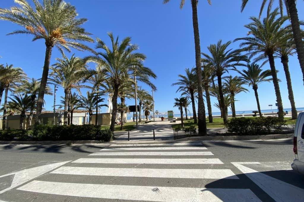 Nereo 7 Primera Linea De Playa San Juan Piscina, Parking Wifi Inmobiliaria Leo Huoneisto *