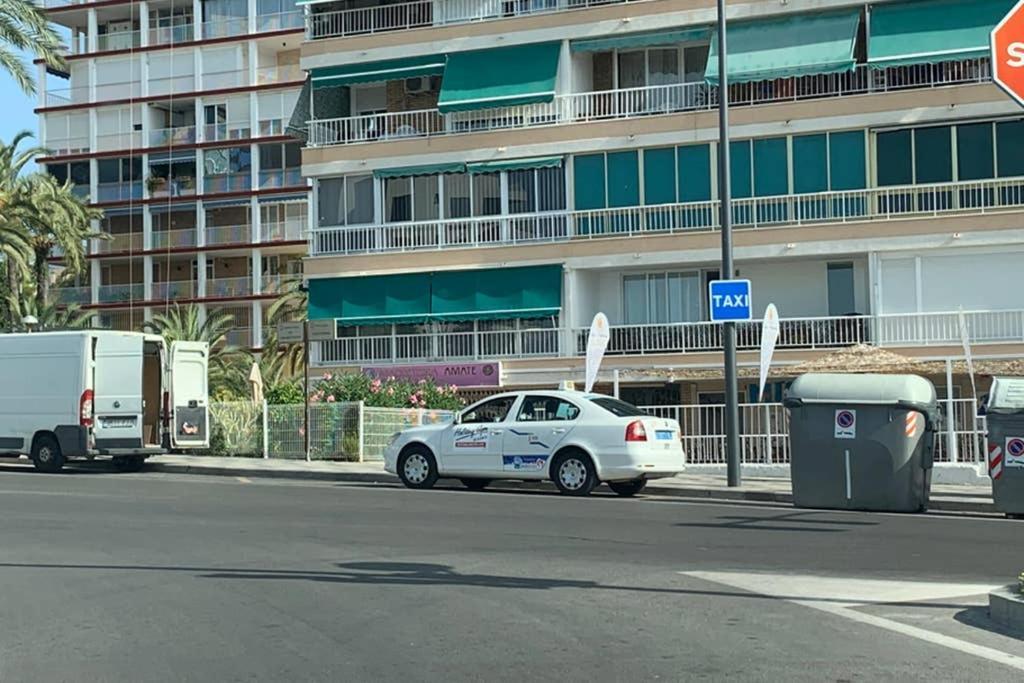 Playa Albufereta. Espectaculares Vistas Al Mar. Apartment