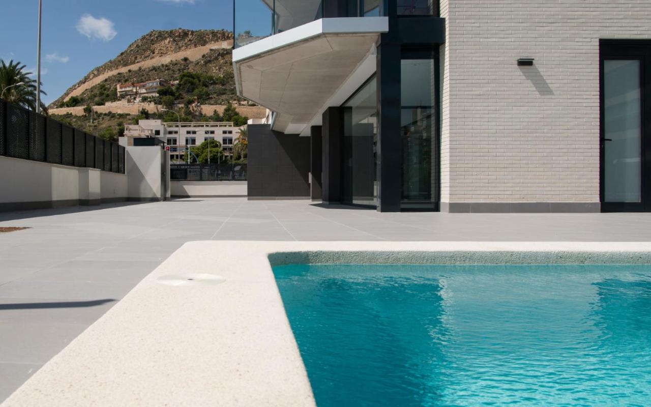 Modern Sea Front Reef Appartement Alicante