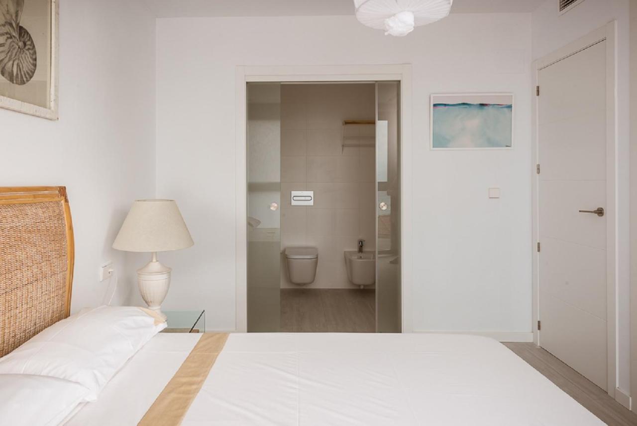 Modern Sea Front Sunny Appartement Alicante