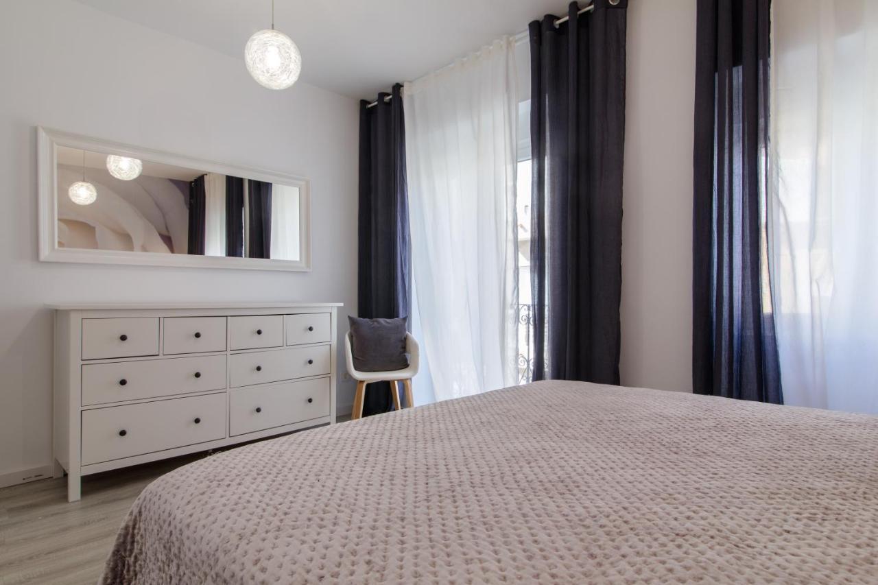 Luxury New Loft Centre & Castle, Apartment Alicante