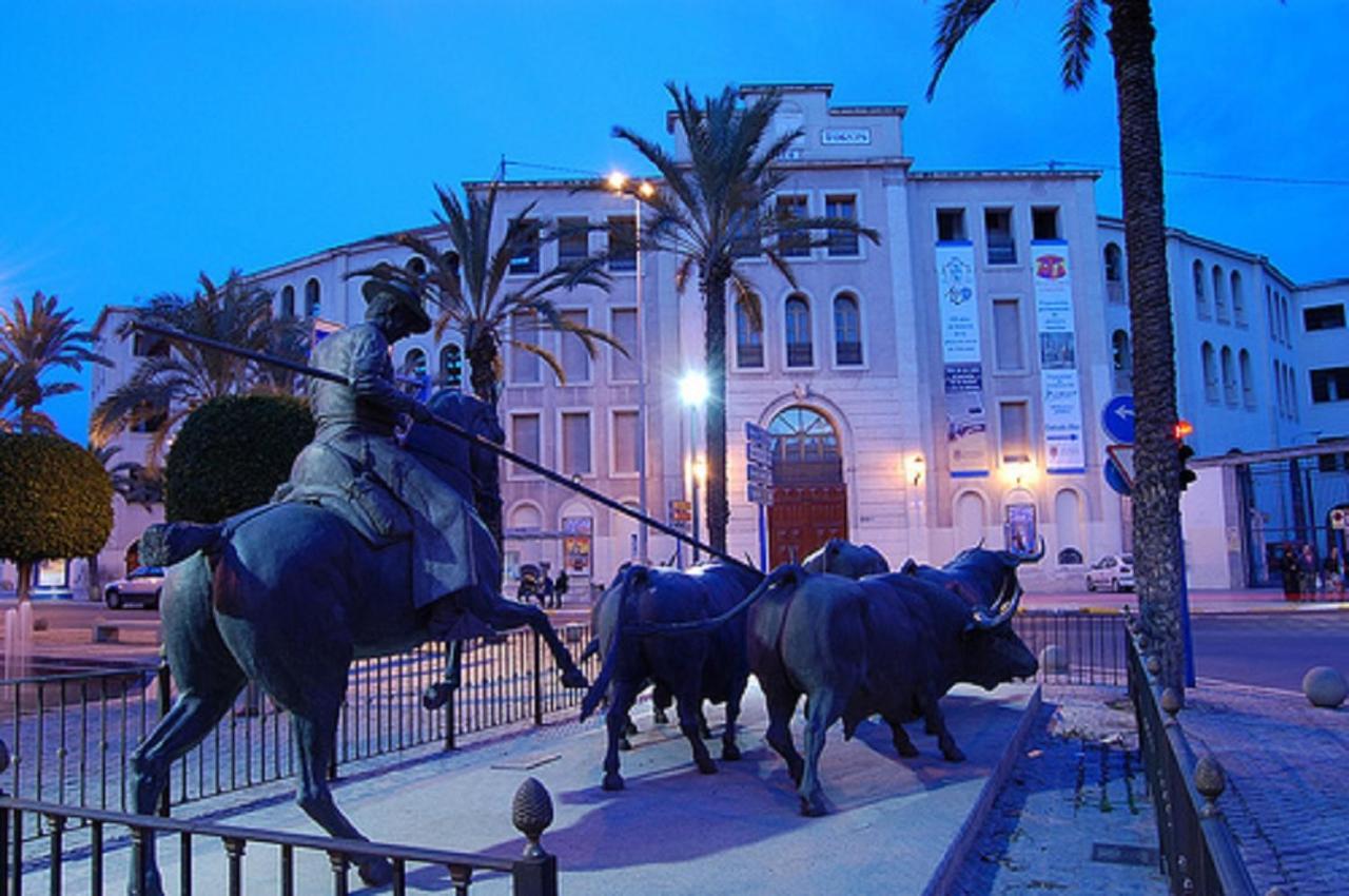 Luxury New Loft Centre & Castle, Apartment Alicante