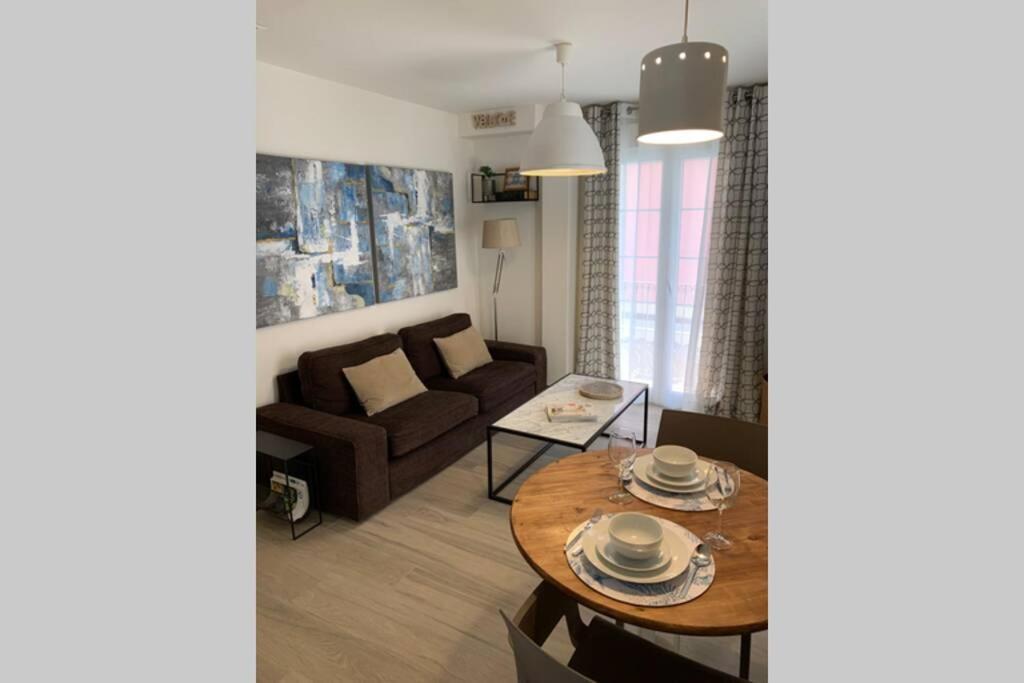Centrico La Llum 1a Apartment