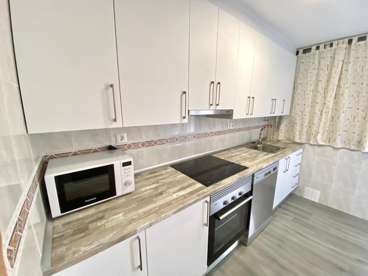 Avenida Costablanca Apartamento A 100 Metros De La Playa De San Juan Apartamento *