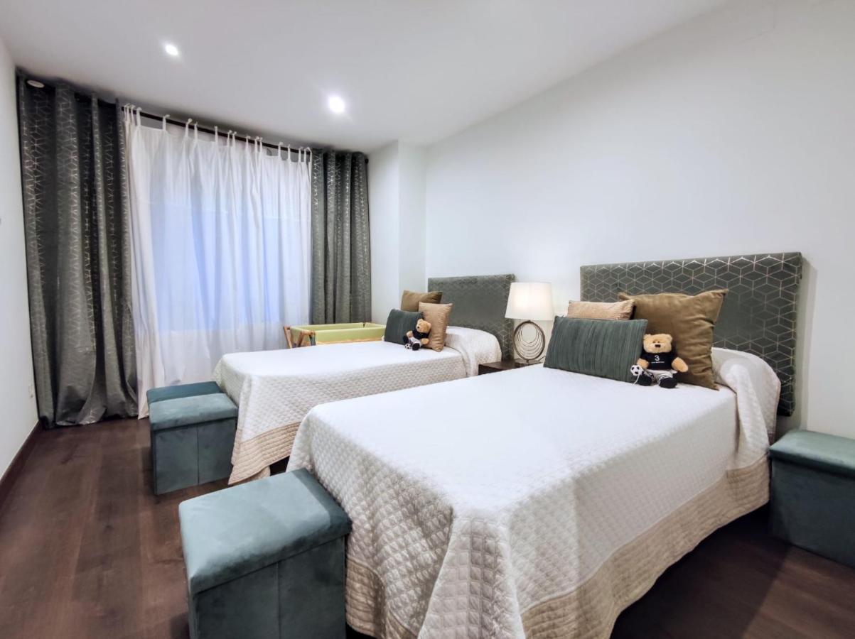 Huoneisto Luxury New Centre & Beach,