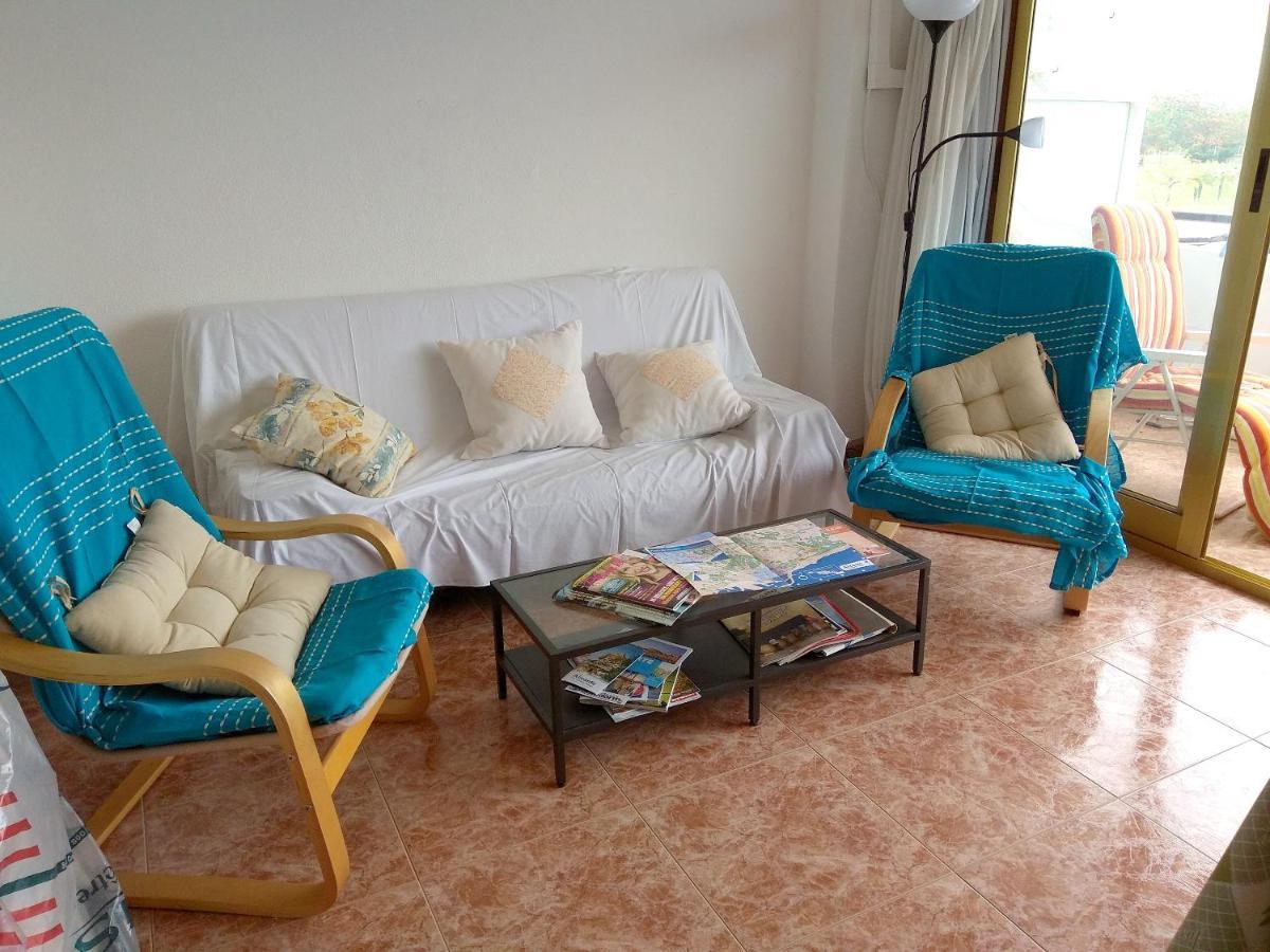One Bedroom At 300 M Away From The With Shared Pool Furnished Balcony And Wifi * Alicante