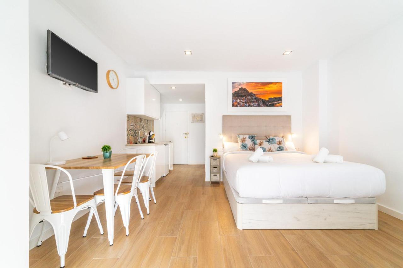Apartment Myflats Riscal *