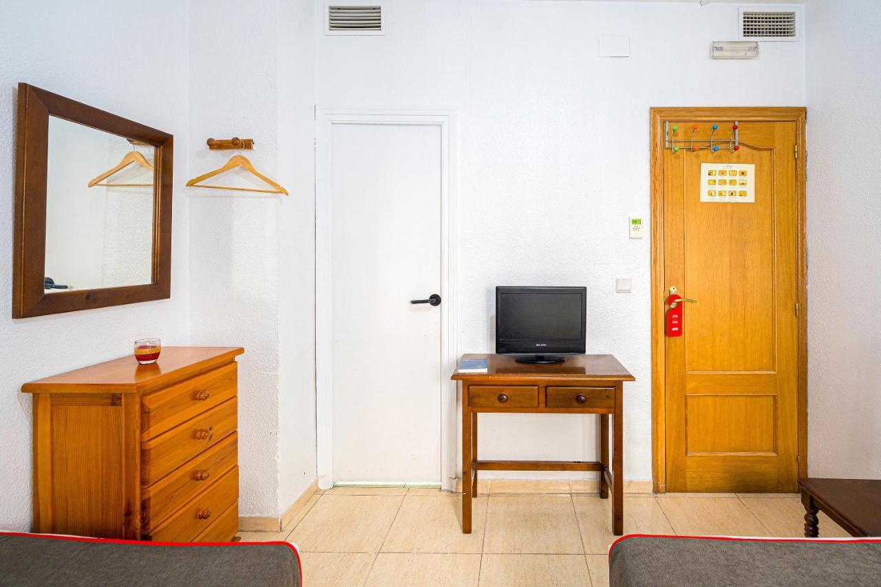Ayuntamiento Hostel Alicante