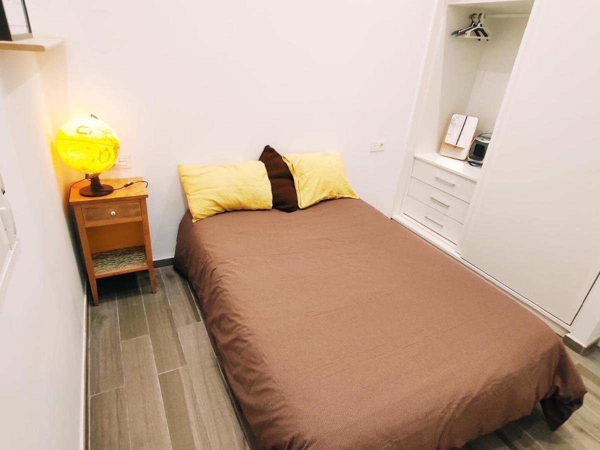 Privada En Alojamiento Diferente Y Con Calidad En El Centro De Alicante! Bed & Breakfast Alicante
