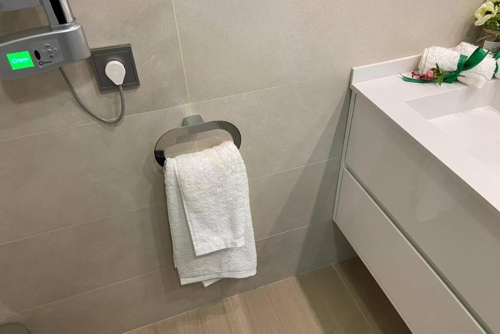 5* Apt, Location, Playa San Juan, Heated Pool Apartment