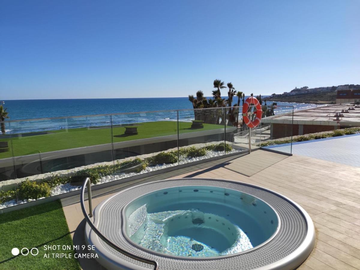 5* Apt, Location, Playa San Juan, Heated Pool Apartment