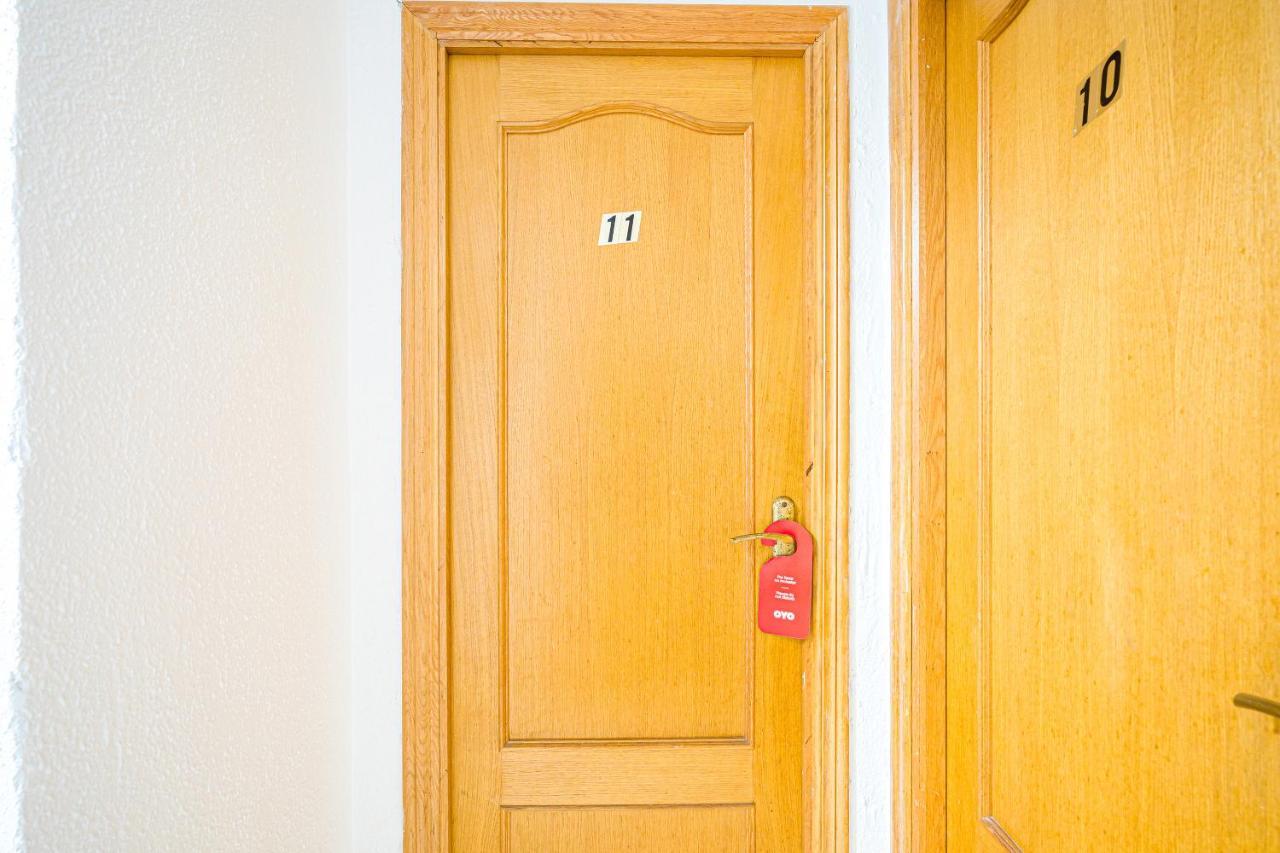 Ayuntamiento Hostel *