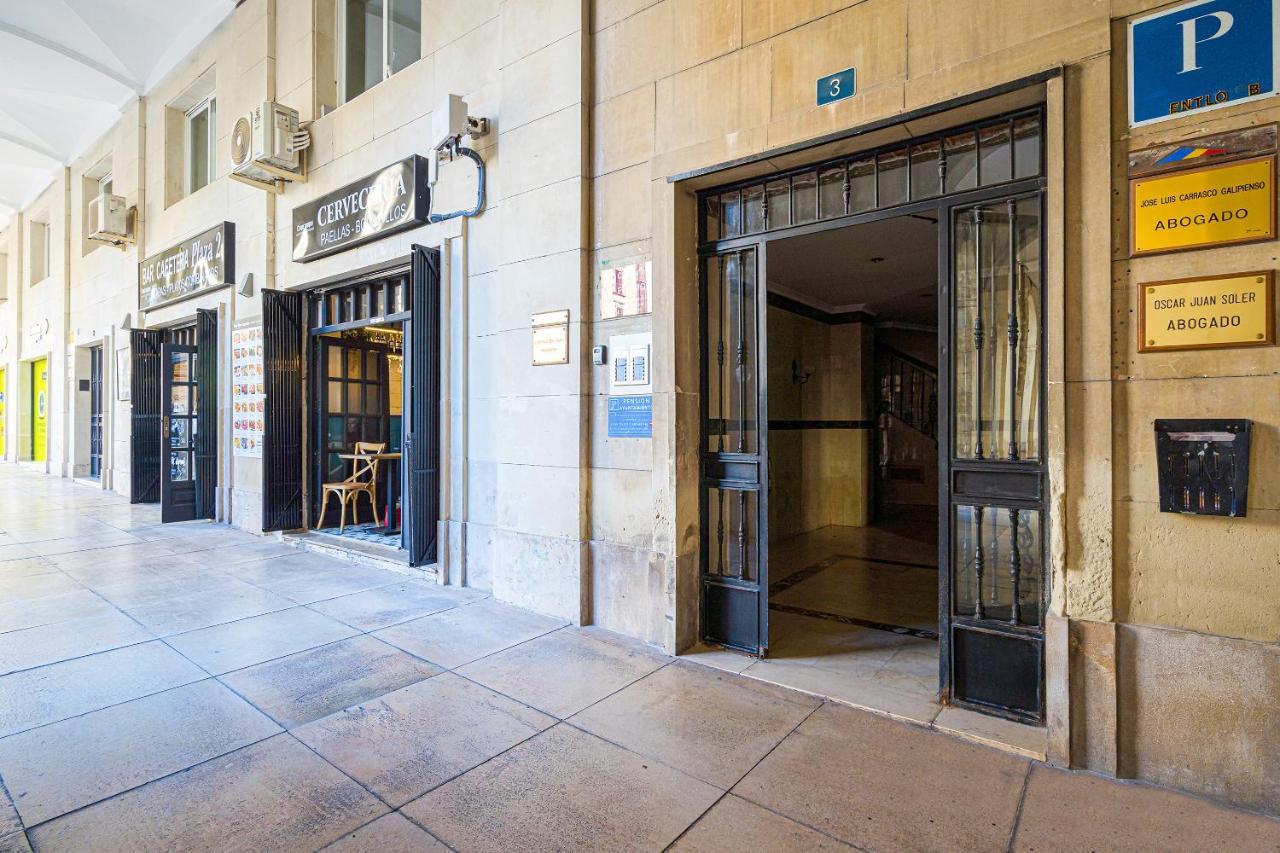 Ayuntamiento Hostel Alicante