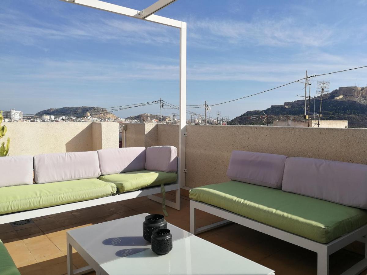 Modern Terrace Living Apartment *