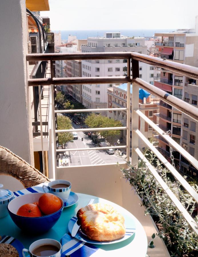Balcon Rambla Con Vistas Al Mar
