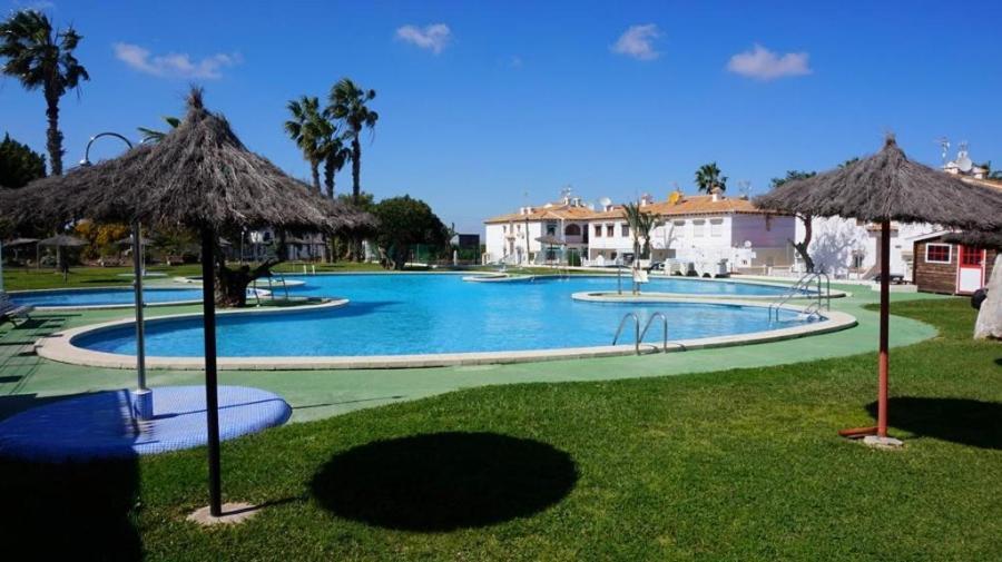 Apartamento Lago Jardin 167 * Alicante