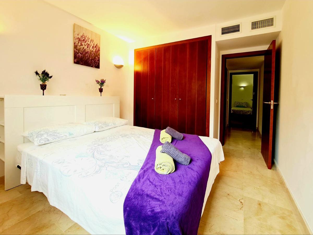 Punta Prima Modern, 100 M Sea, 2 Swimming-pools, Aircondition, Free Wi-fi Apartamento *