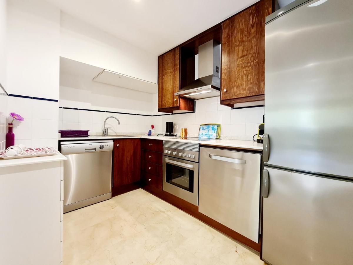 Apartamento Punta Prima Modern, 100 M Sea, 2 Swimming-pools, Aircondition, Free Wi-fi *