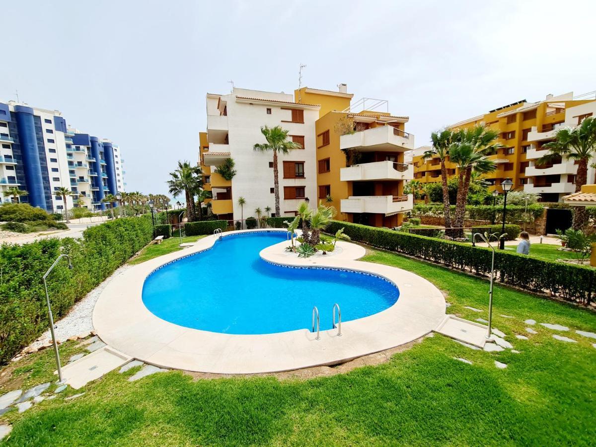 Punta Prima Modern, 100 M Sea, 2 Swimming-pools, Aircondition, Free Wi-fi * Alicante