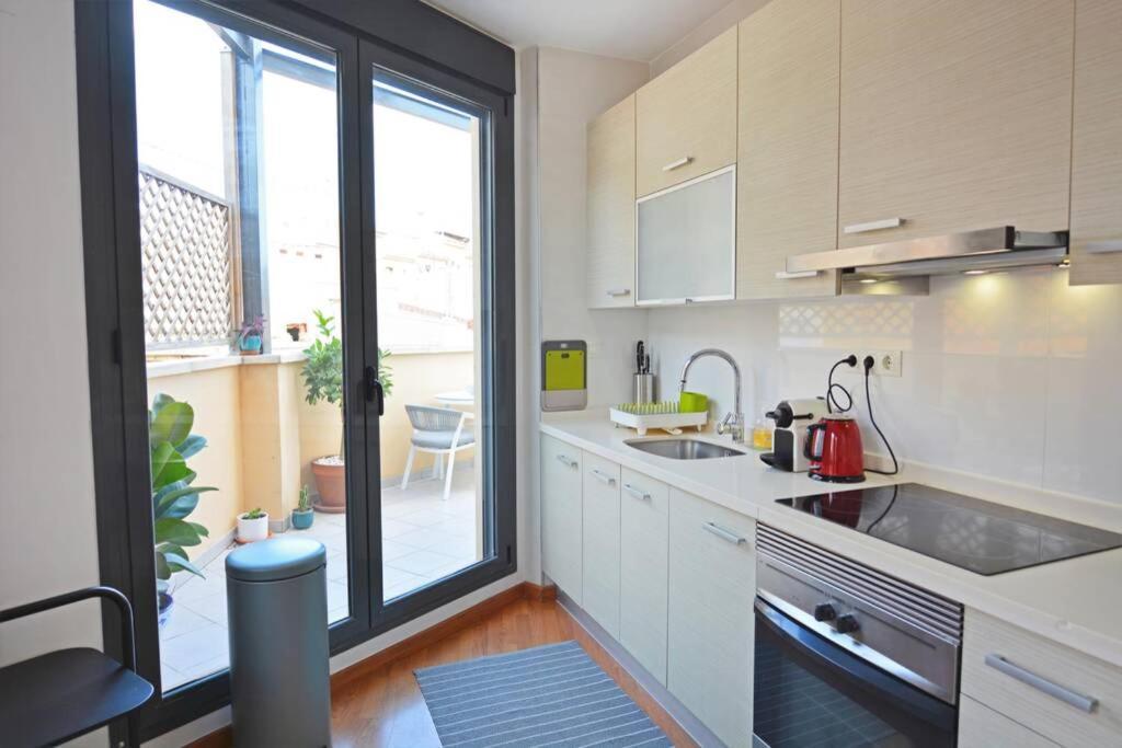 Penthouse In Old City Center By Nras