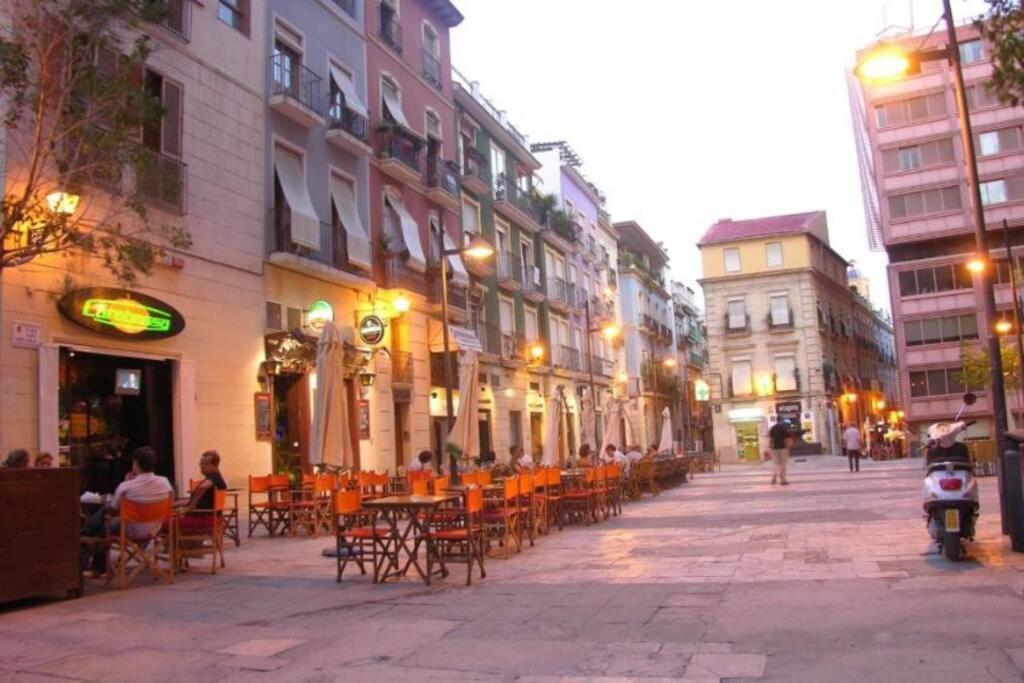 Appartement Tus Vacaciones En El Corazon De Alicante! Alicante