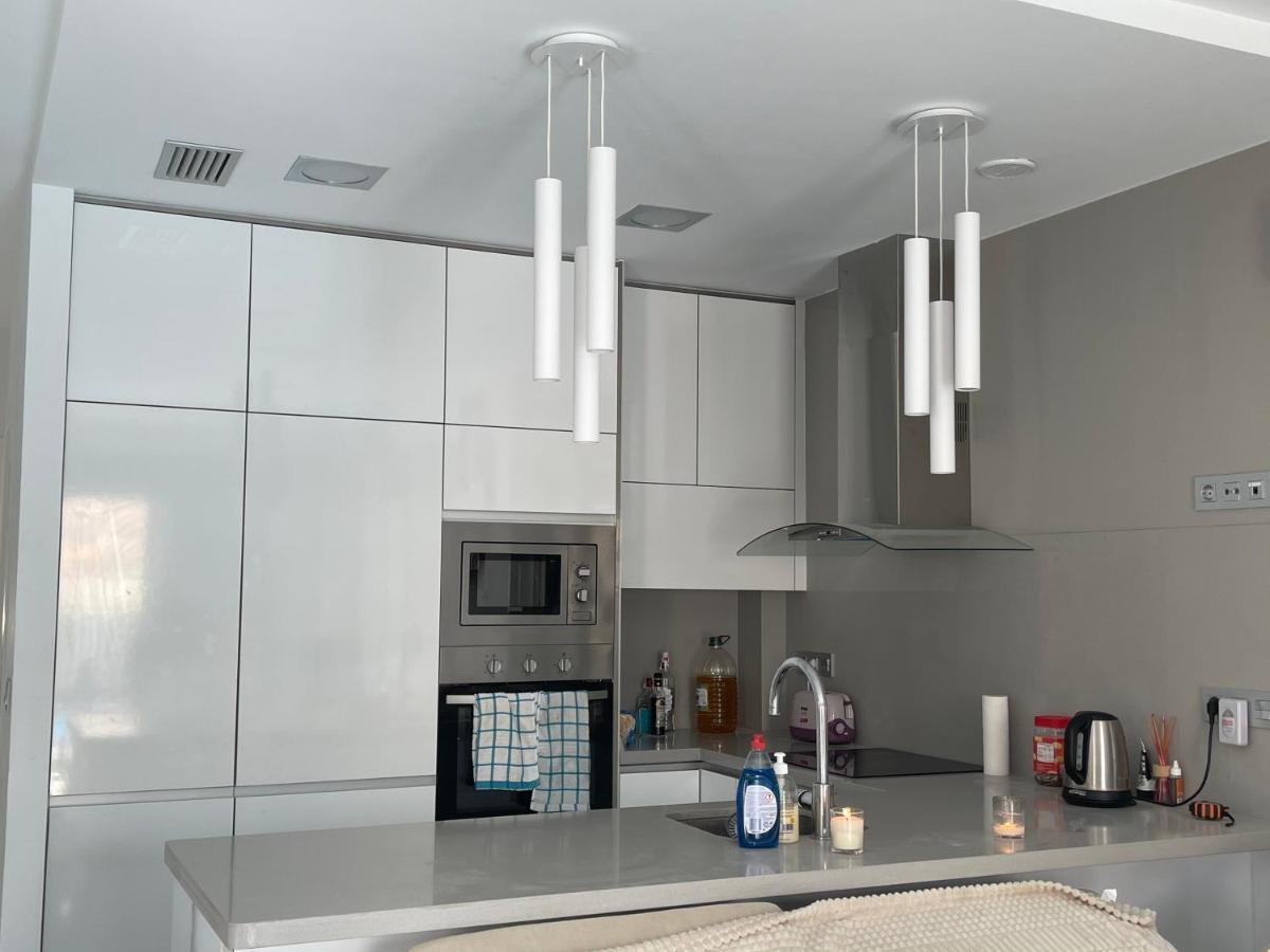 Luxury 4 Bed Private With Option Of Heated Pool In Villamartin Huvilat Alicante