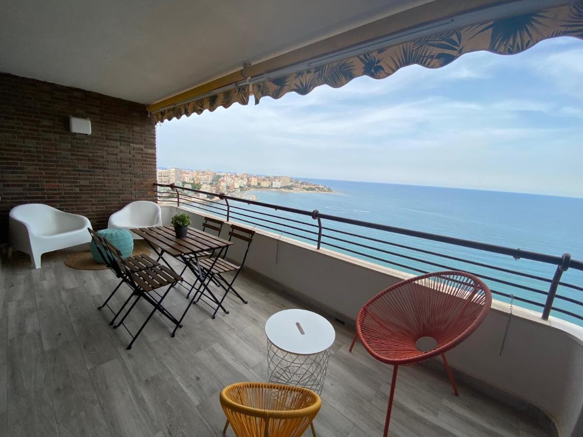 Apartamento Apartamento Con Terraza Y Vistas Al Mar. Urb Monte Y Mar *