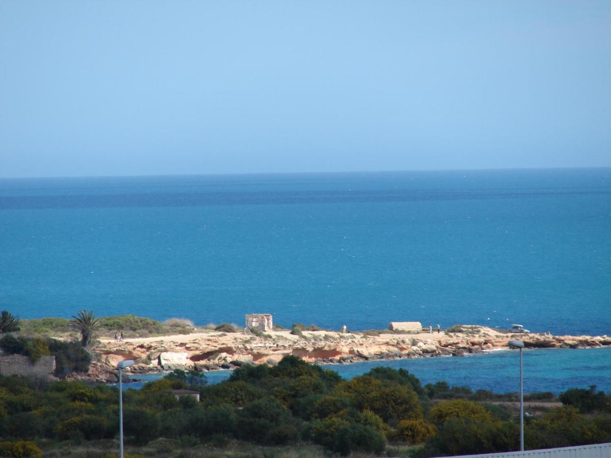 Huoneisto Apartamento En La Calma Con Vistas A La Piscina Alicante