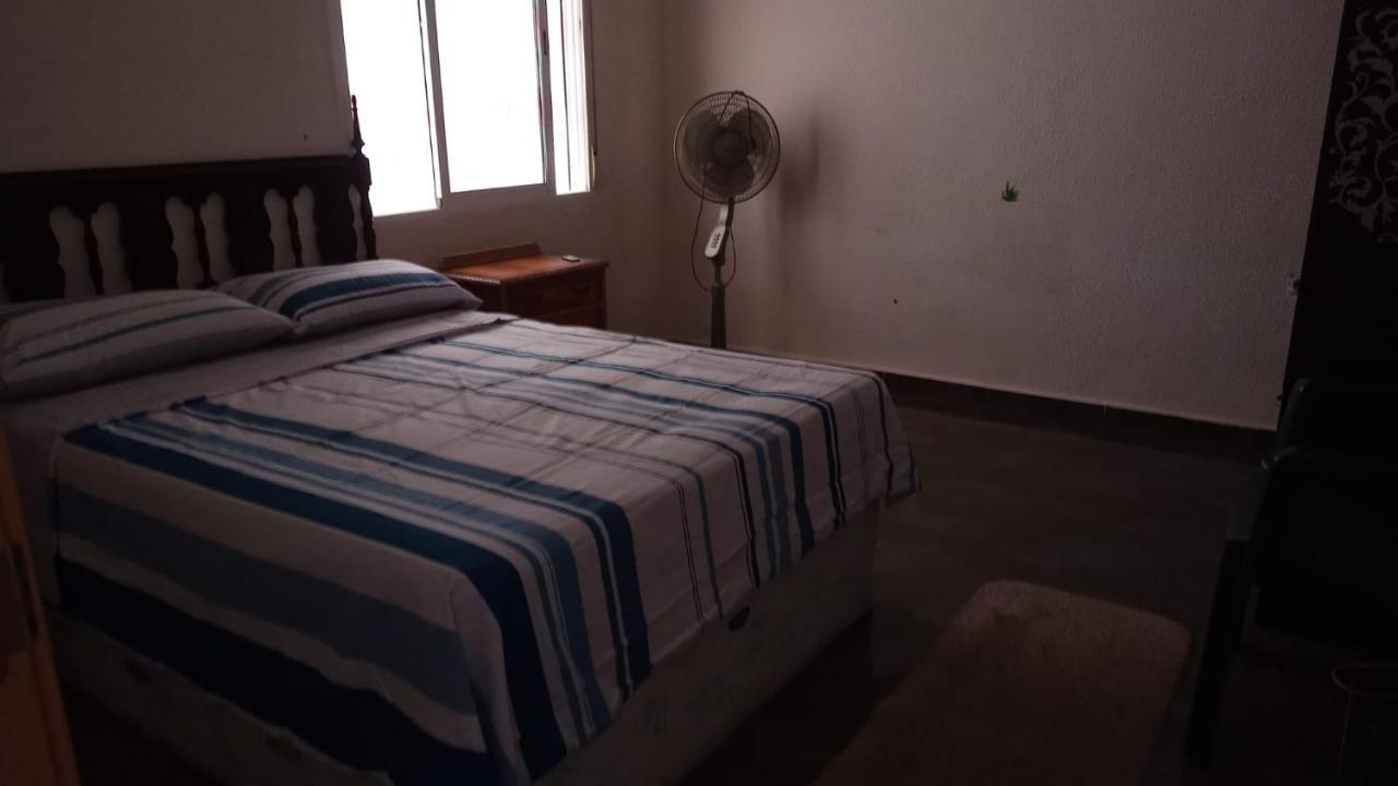 двухэтажная в 3 спальни Apartment *