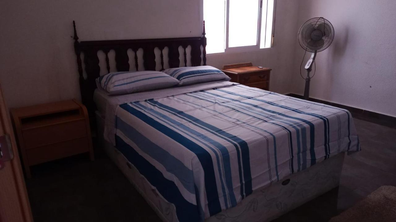 двухэтажная в 3 спальни Apartment *