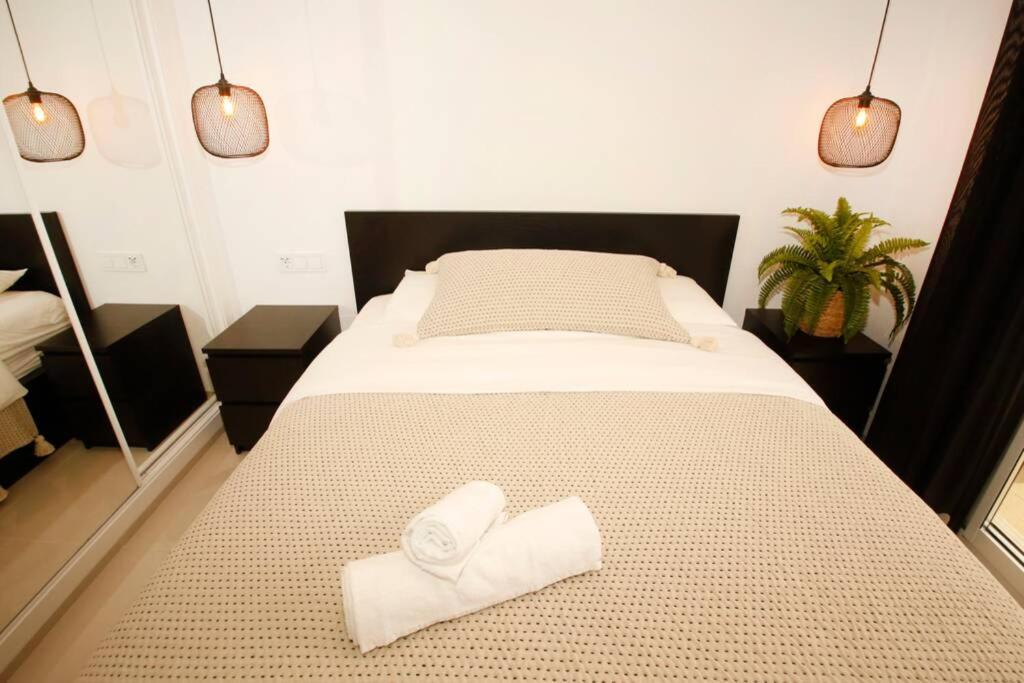 Fortuna 34 - Luxury With Terrace, Ac And Pool *