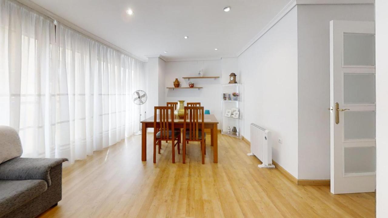 Airy Flat *