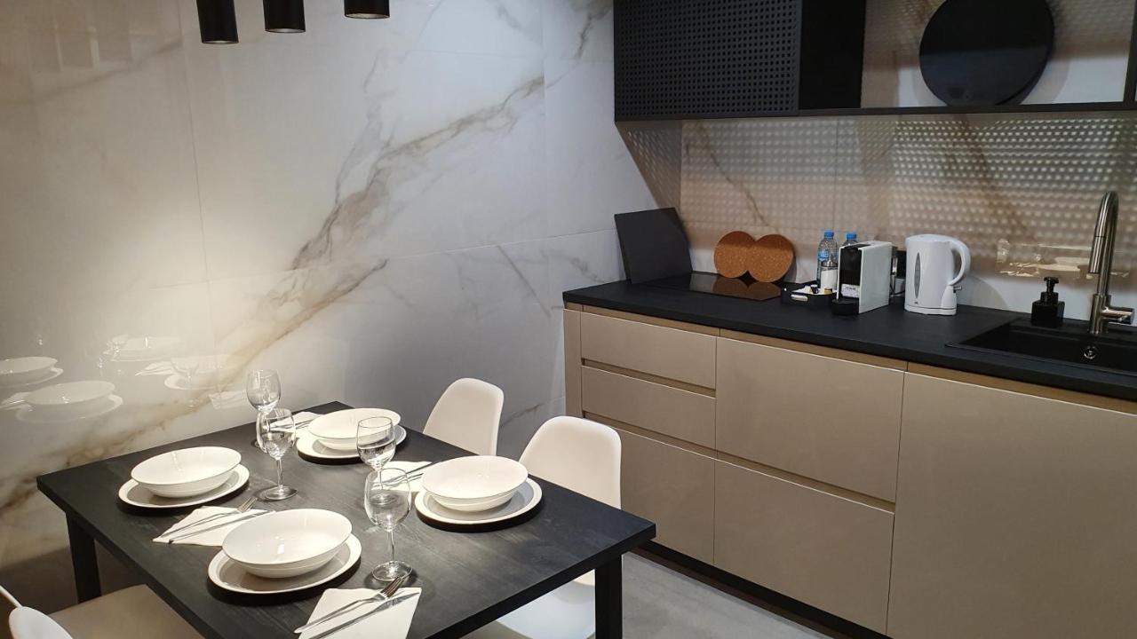 Huoneisto Two-level Catchy Loft & Castle *