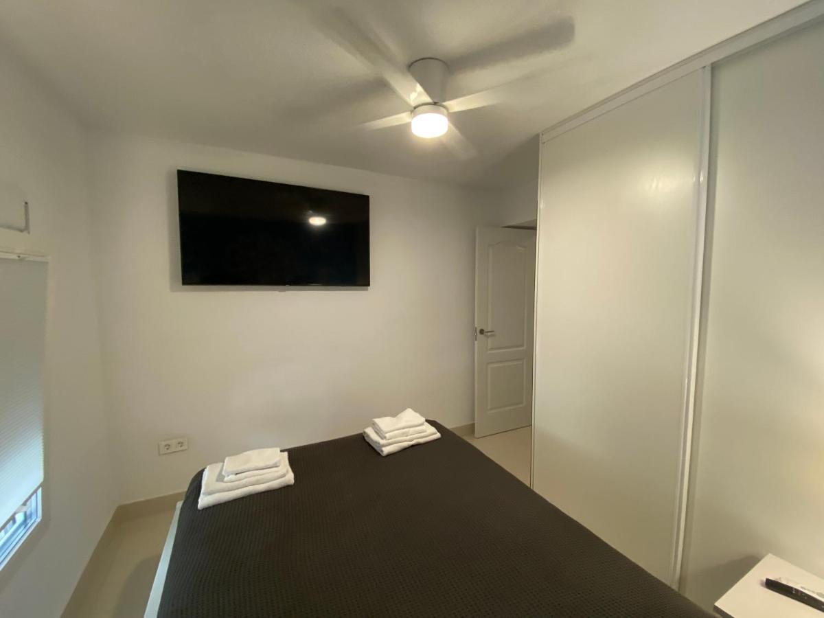 Apartment Calle San Carlos 132 *