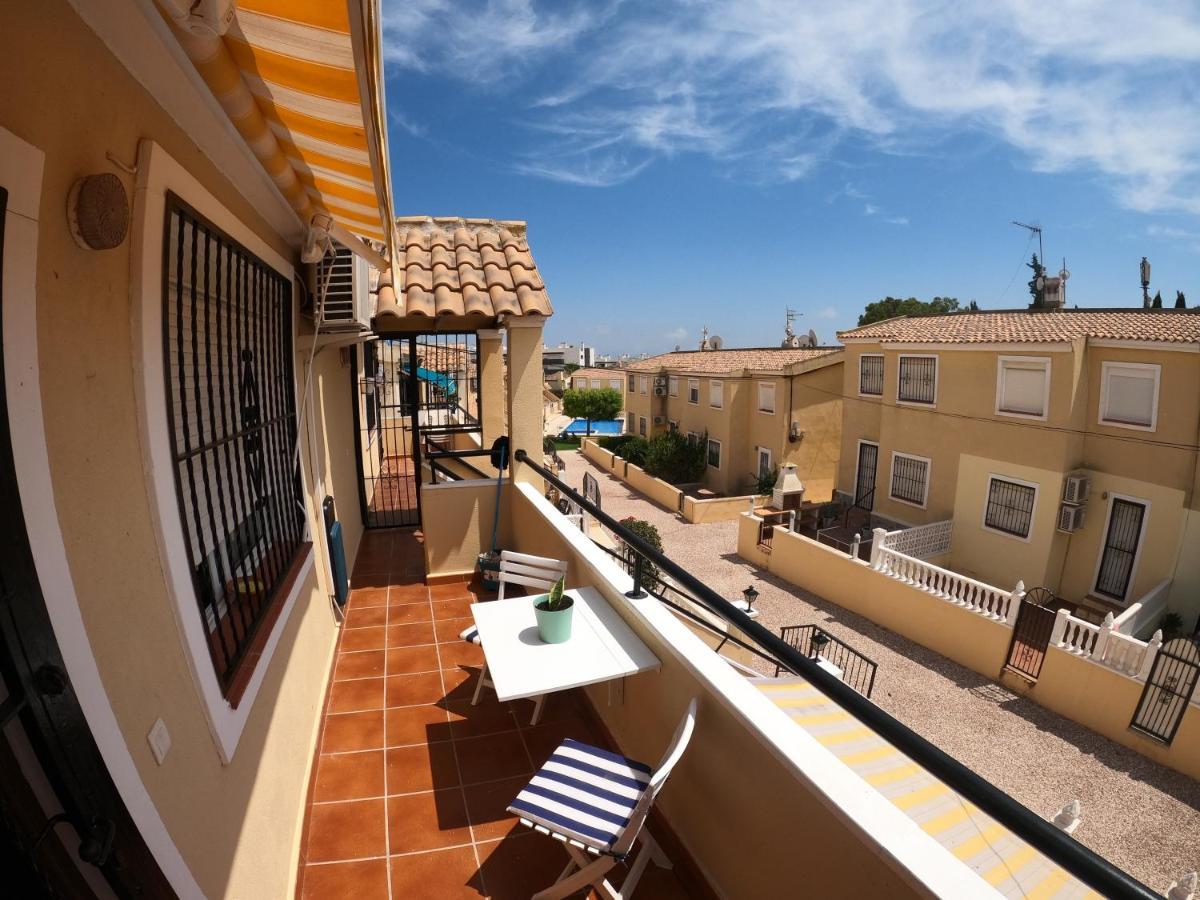 Apartment Close To Beaches & Golf Courses - With Pool & Bbq Alicante