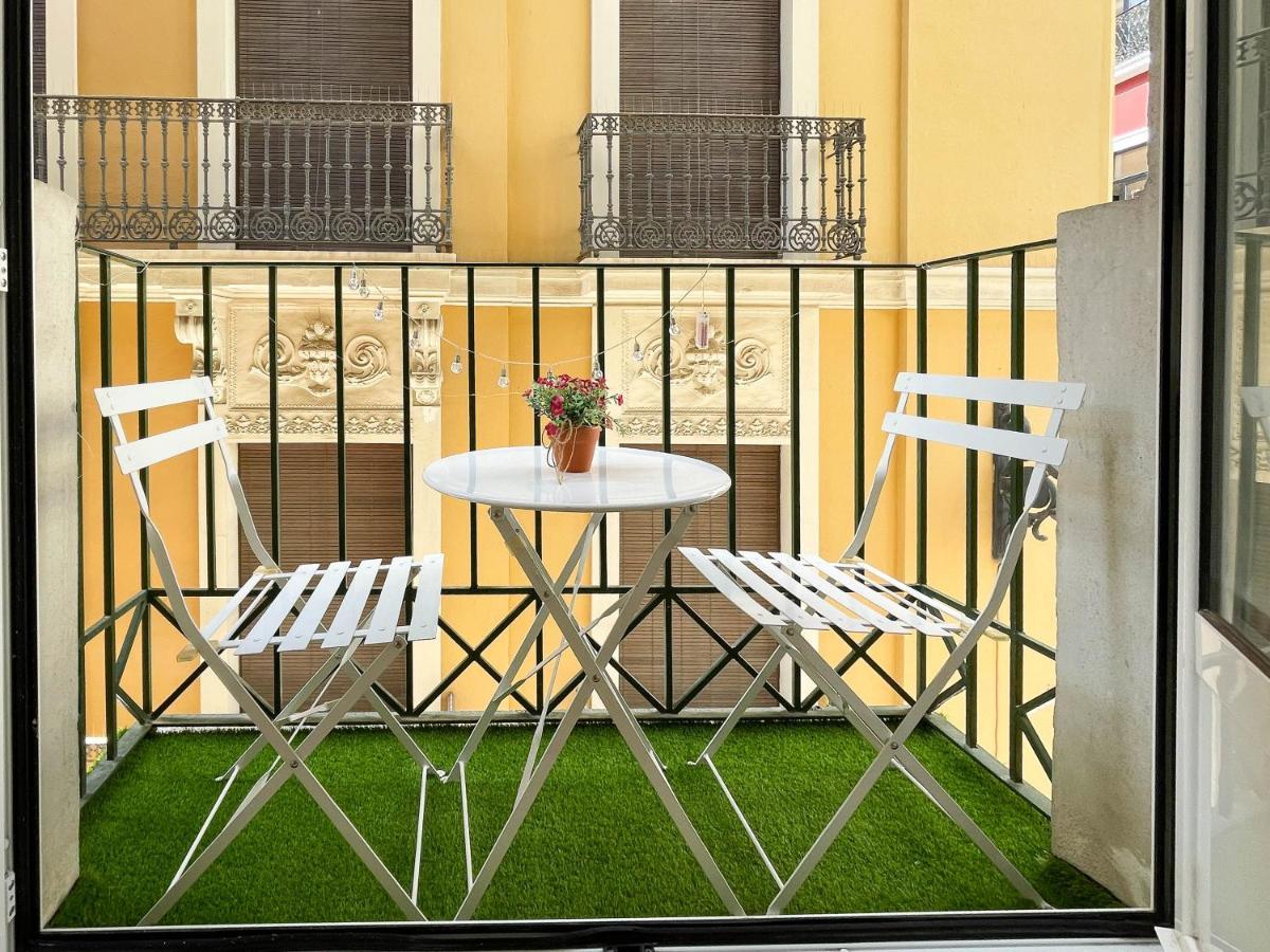 Con Mucho Encanto En Pleno Centro Alicante