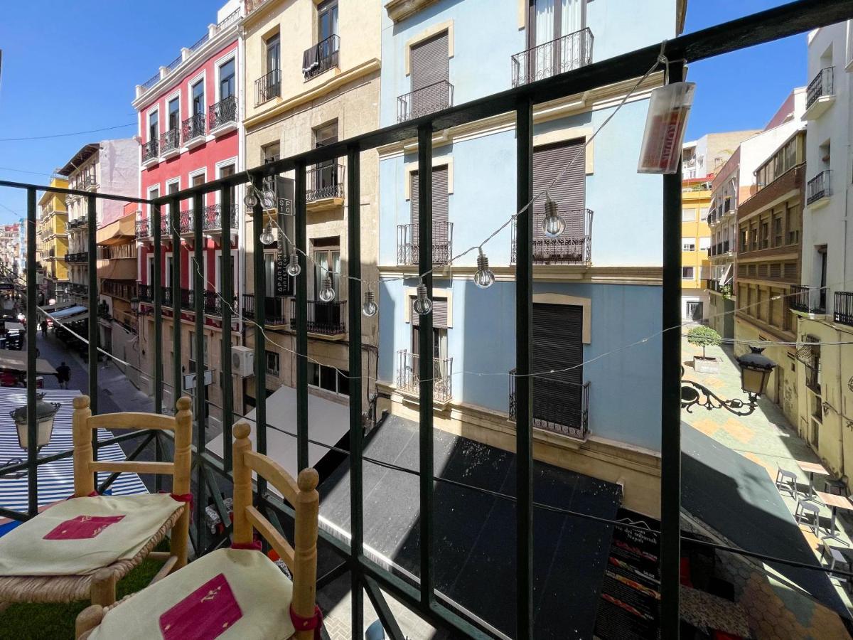 Con Mucho Encanto En Pleno Centro Alicante
