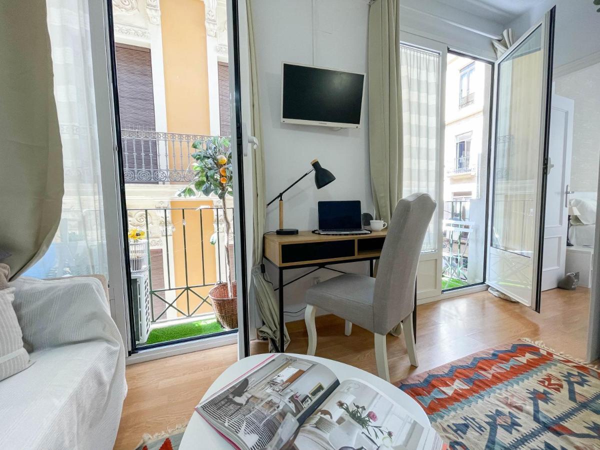 Con Mucho Encanto En Pleno Centro Apartamento