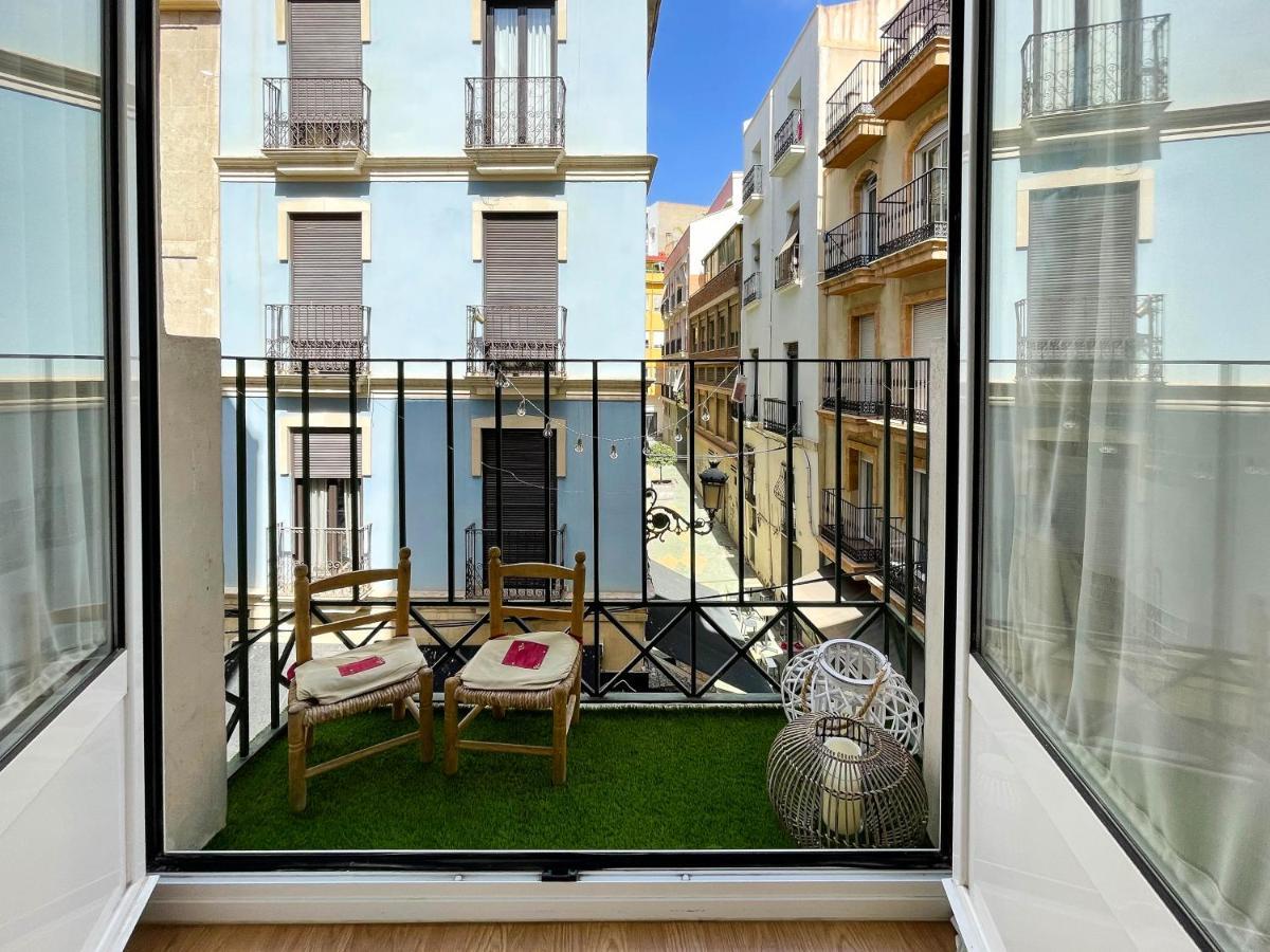 Con Mucho Encanto En Pleno Centro Alicante