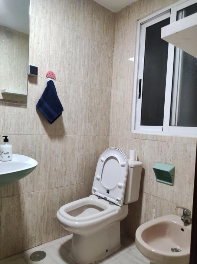35-3- Комната В Квартире Для Семьи От 1 До 4 Человек В Центре Аликанте Habitación en casa particular